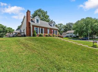 1302 Gina Dr, Cape Girardeau, MO 63701