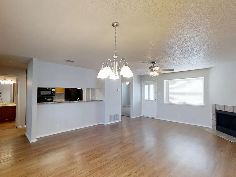 Country View Apartments — Photo 49