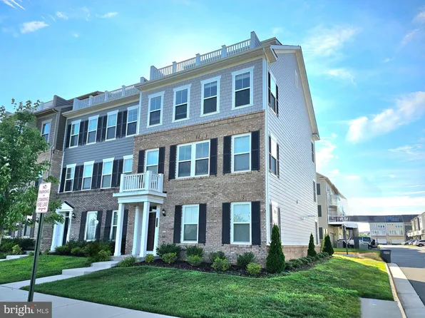 17235 Branched Oak Rd, Dumfries, VA 22026