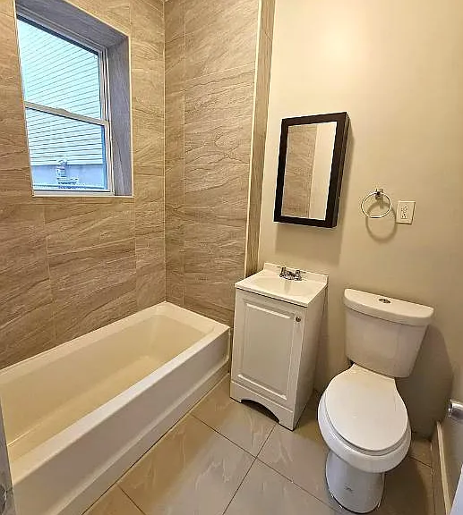 901 Bergen St #3 — Photo 4