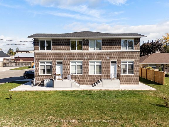 2nd image of 370 William St
