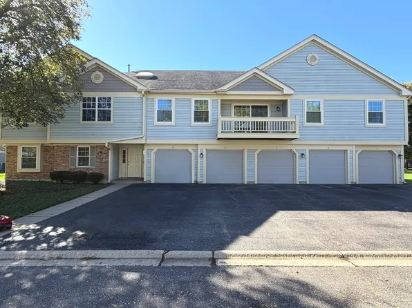 1228 Bradwell Ln APT C, Mundelein, IL 60060