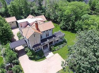 394 W 2nd St, Elmhurst, IL 60126
