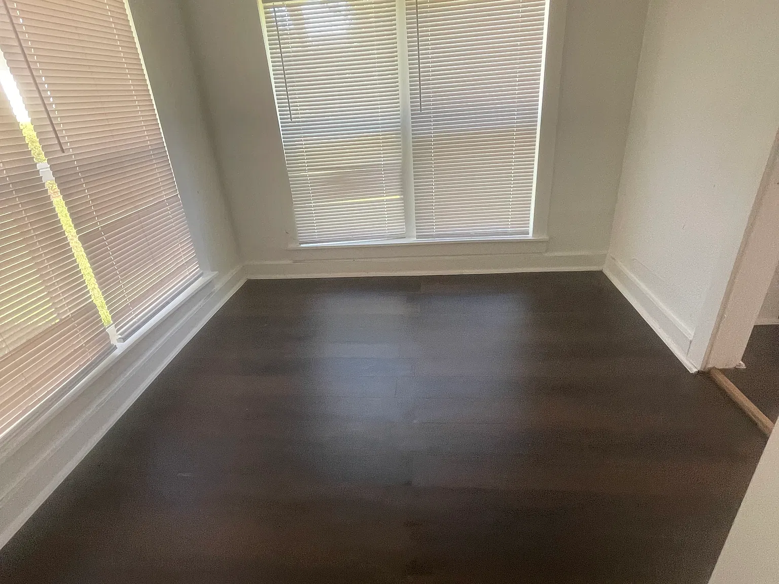 3 bed, 1008 sqft, $1,200 — Photo 4