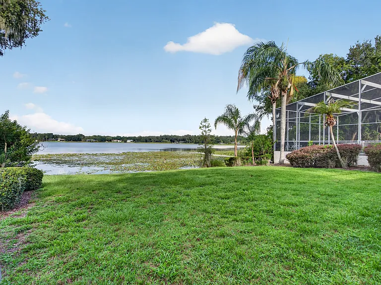 414 Somerset Dr — Photo 31