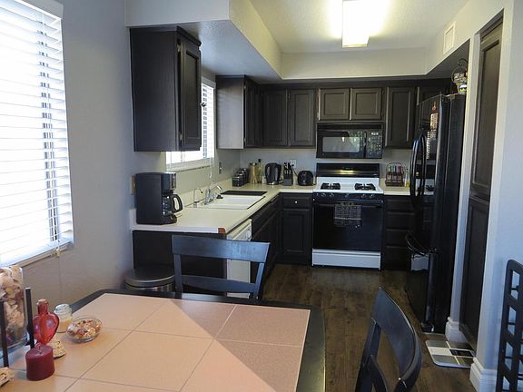 5th image of 150 Majestic Ct Unit 805