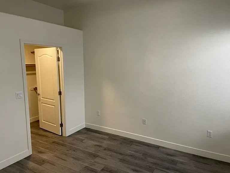 3511 Desert Cliff St #103 — Photo 19