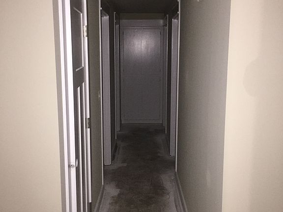 5th image of 9318 62nd Pl SE