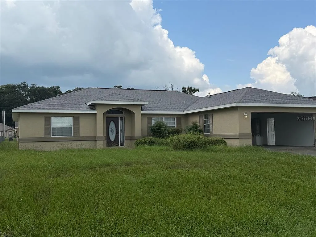 3 bed, 2.0 bath, 1748 sqft, $2,100 — Photo 1