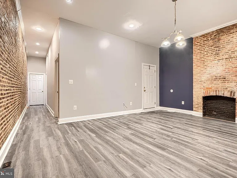 1524 Madison Ave #1 — Photo 3