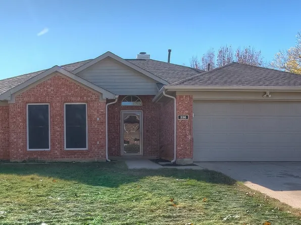 336 Stately Oak Ln, Lake Dallas, TX 75065