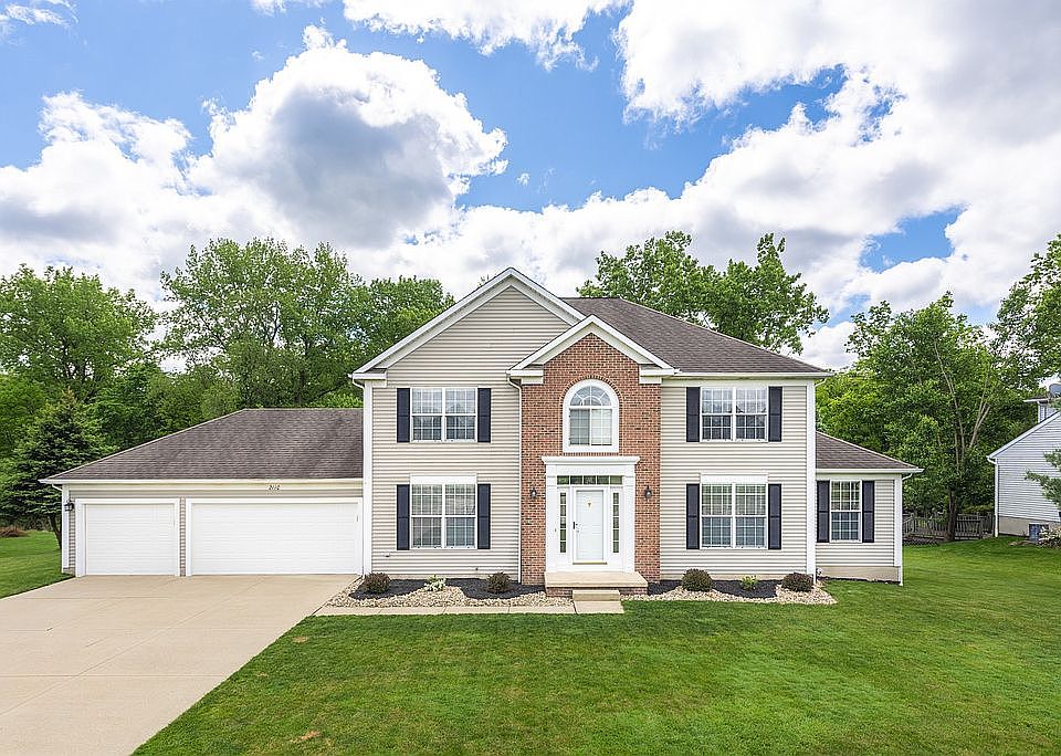 1st image of 2110 Laurel Ln