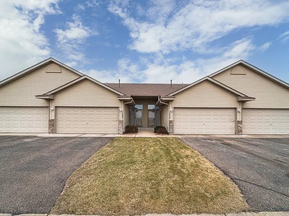 1357 Jasmine Ct S, Cambridge, MN 55008