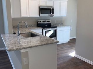 1226 Reed Parke Rd, Burleson, TX 76028