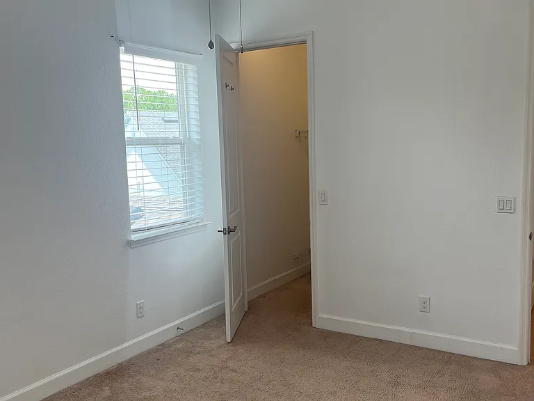 12841 Salk Way — Photo 4