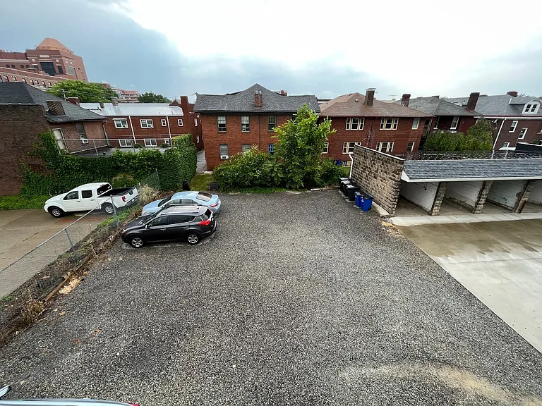 262 S Winebiddle St #4 — Photo 43