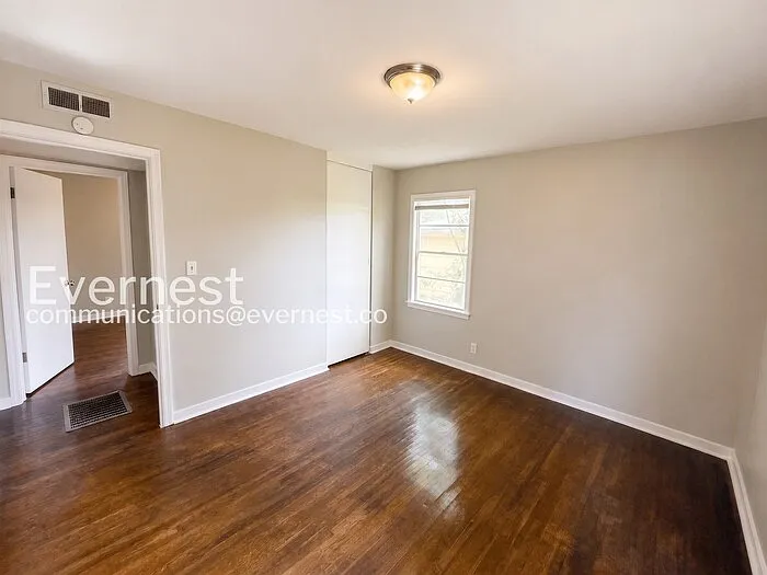 1536 17th St SW — Photo 13