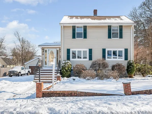 63 Deering St, Reading, MA 01867