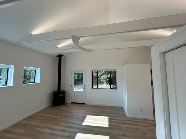 16575 Franklin Rd #1, Fort Bragg, CA 95437