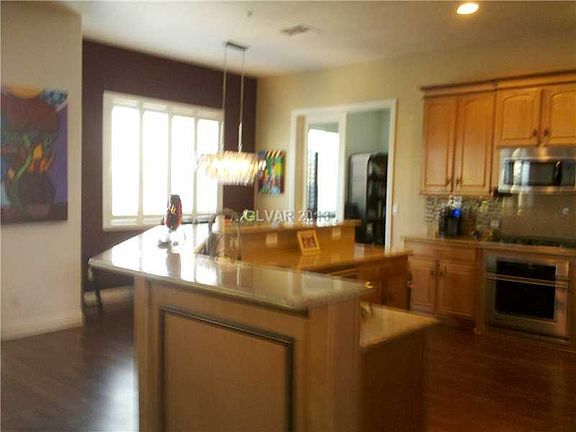 5th image of 2382 Sunburst View St