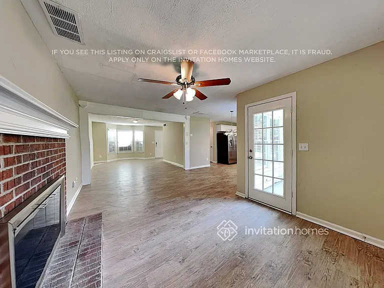 3925 Riversong Dr — Photo 6