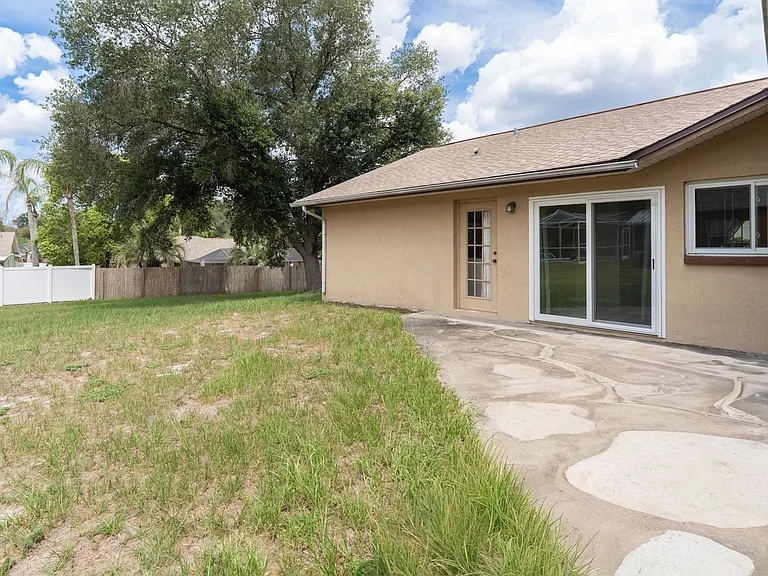 10435 Crestfield Dr — Photo 44