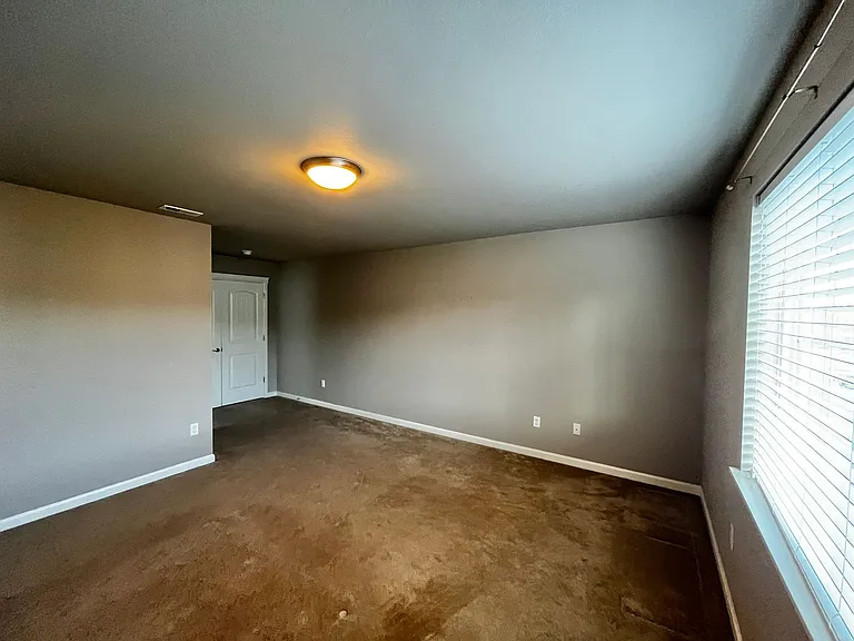 3882 Portside Dr — Photo 12