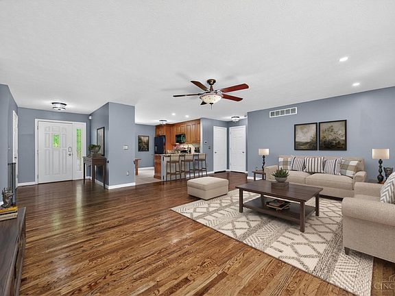 4th image of 1331 Cathy Way