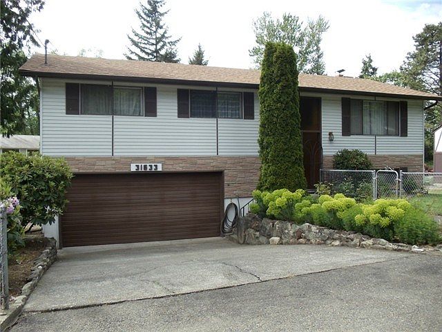 One owner home that has been very well maintained.
