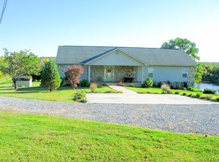 121 Frazier Ln, Crossville, TN 38572