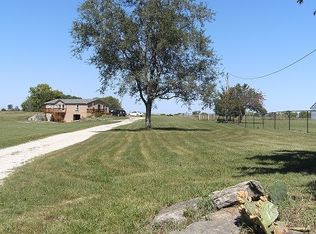 39460 W 287th St, Paola, KS 66071