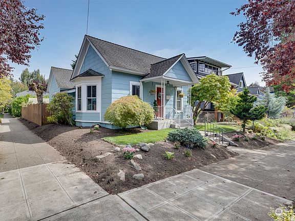 2nd image of 6756 23rd Avenue NW