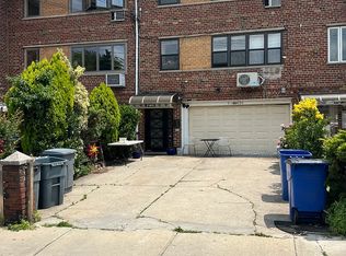 7109 10th Ave, Brooklyn, NY 11228