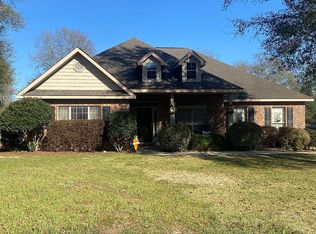 8066 Carolina Cir W, Saraland, AL 36571
