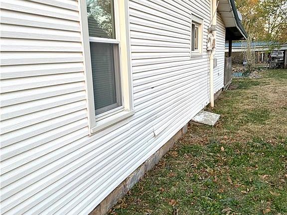 5th image of 505 Bellevue St