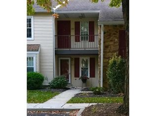 141 Valley Greene Cir, Reading, PA 19610