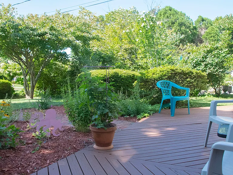 86 E Shore Ave — Photo 19