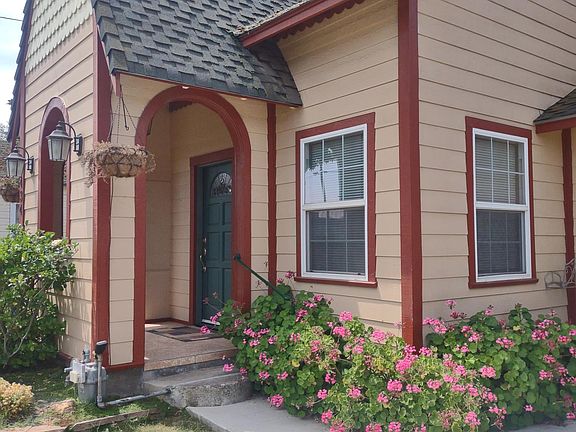 3rd image of 434 N 3rd Ave