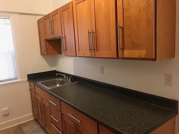 4th image of 620 Eddy St APT 6