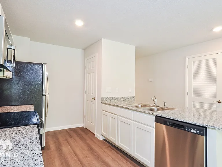 19 Birchview Pl — Photo 4