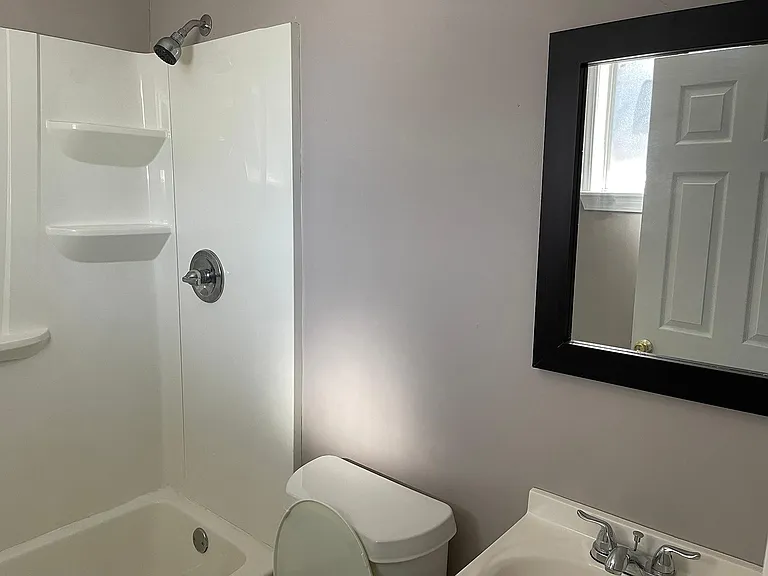 35 N Idlewild St #4 — Photo 10