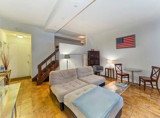 160 Front St APT 5B, New York, NY 10038