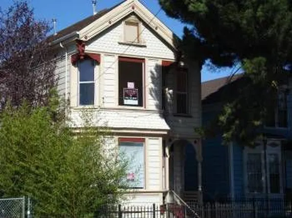 2027 Curtis St, Oakland, CA 94607