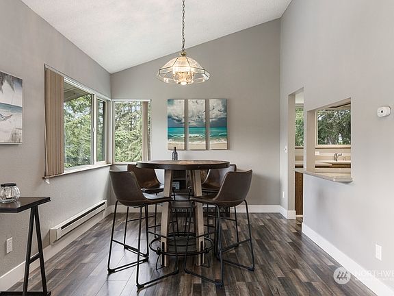 5th image of 7606 37th Street W #3L