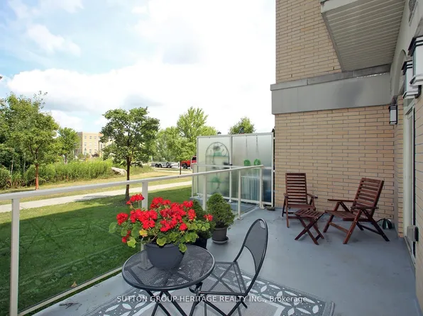 28 Prince Regent St #123, Markham, ON L6C 0V5