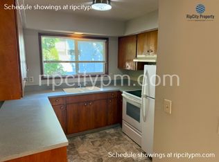 21723 SE Alder Dr, Gresham, OR 97030