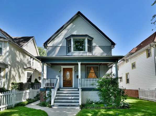 4036 W Waveland Ave, Chicago, IL 60641