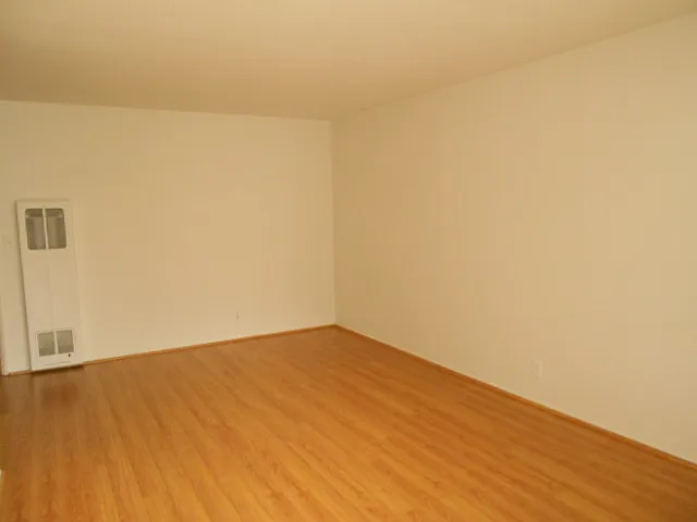 1457 S Westgate Ave #D — Photo 4