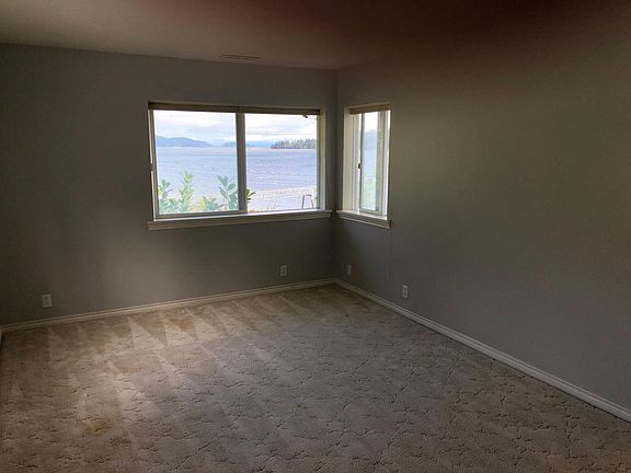 4th image of 9876 SE Southworth Dr Unit 1