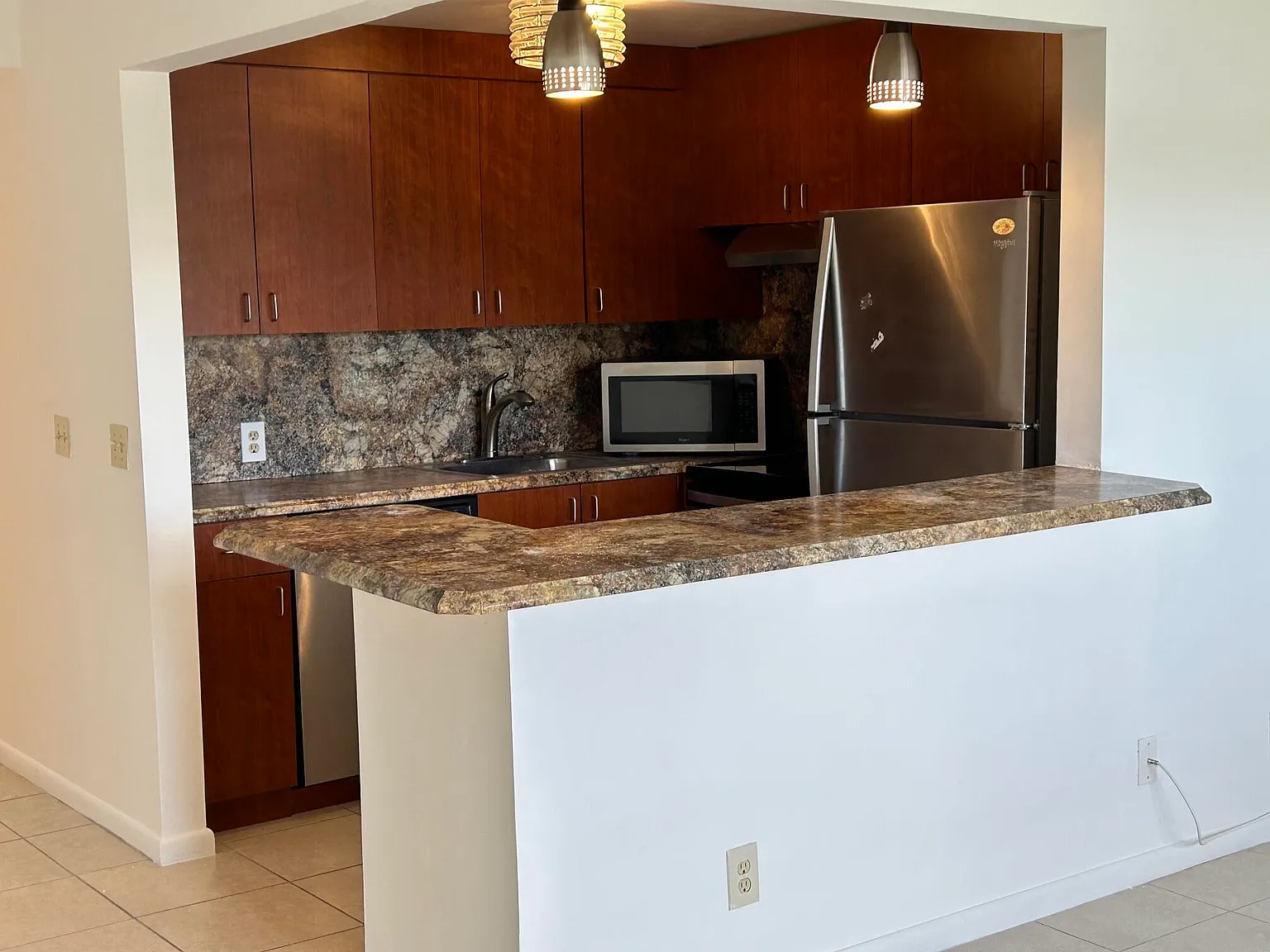 1 bed, 1.0 bath, 600 sqft, $1,500 — Photo 2